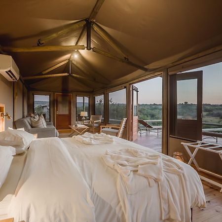 Buyskloof Hlosi Game Lodge - Amakhala Game Reserve מראה חיצוני תמונה