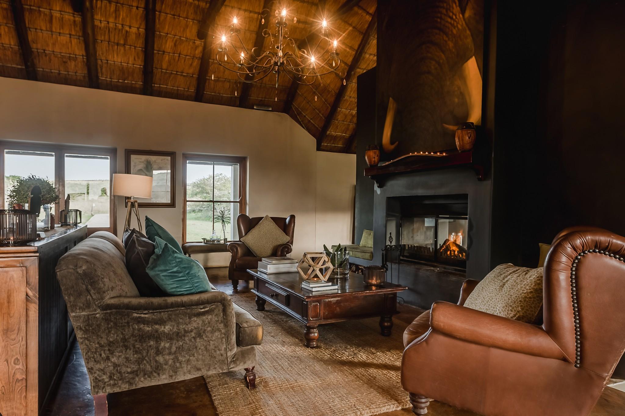 Buyskloof Hlosi Game Lodge - Amakhala Game Reserve מראה חיצוני תמונה