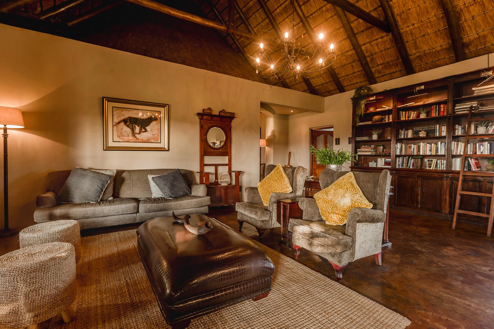 Buyskloof Hlosi Game Lodge - Amakhala Game Reserve מראה חיצוני תמונה